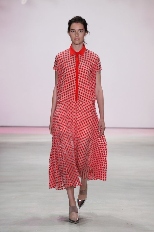 Lela Rose: أناقة ورونسية بلا حدود..