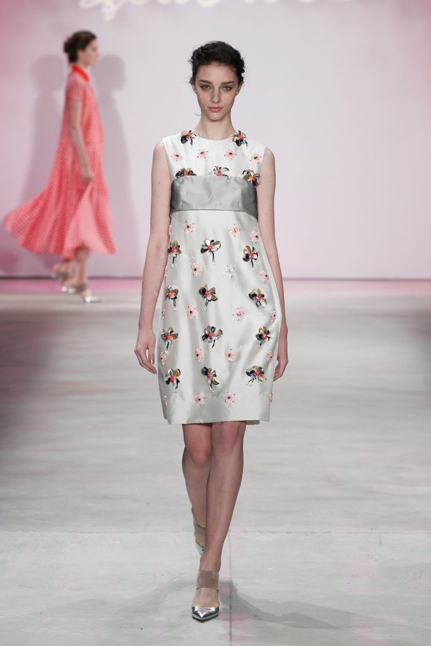 Lela Rose: أناقة ورونسية بلا حدود..