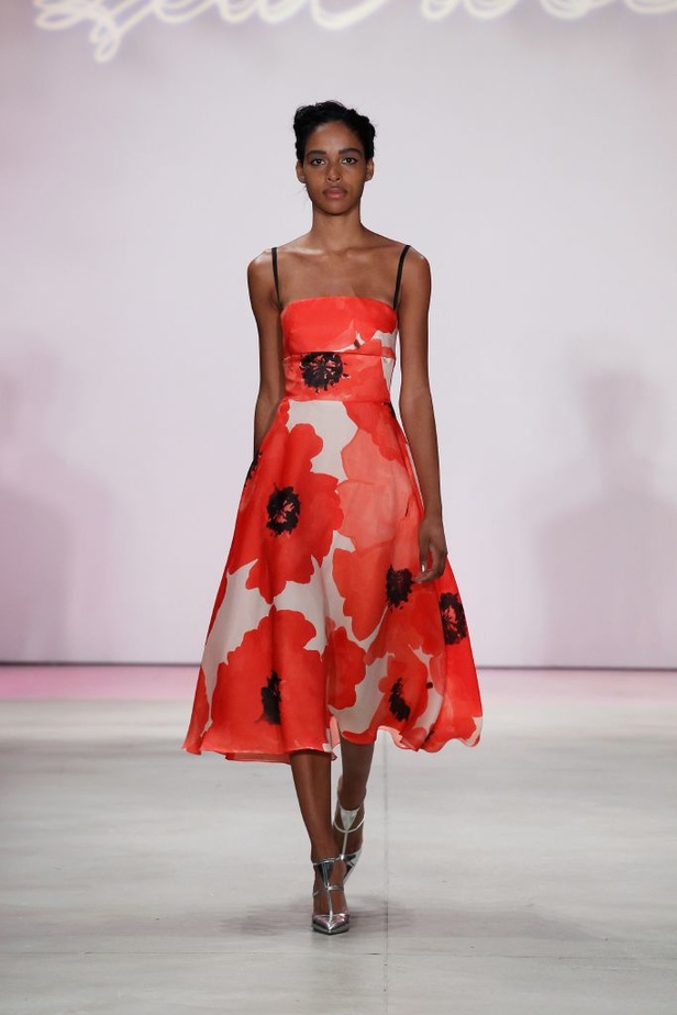 Lela Rose: أناقة ورونسية بلا حدود..