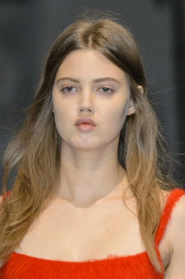 عرض أزياء Prada لخريف ٢٠١٧ !