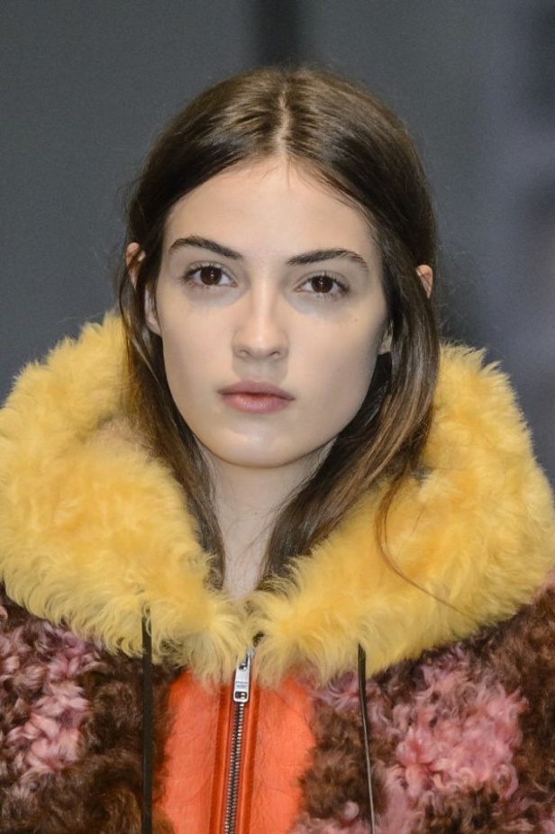 عرض أزياء Prada لخريف ٢٠١٧ !