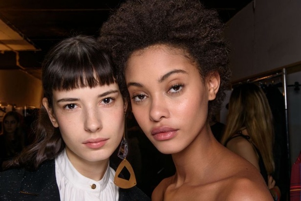 أحدث عروض أزياء دار Roksanda لخريف وشتاء 2018