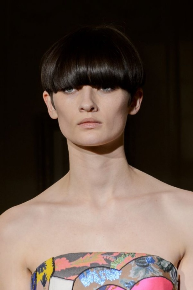 مجموعة الألبسة الراقية من شياباريلي لربيع 2017