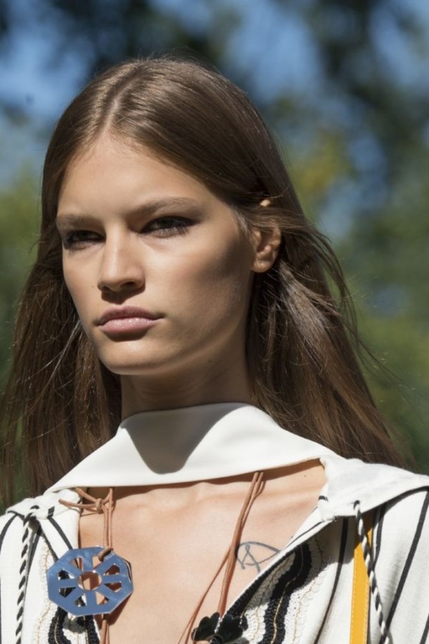 مجموعة دار "توري بورتش" لموسم ربيع وصيف 2018