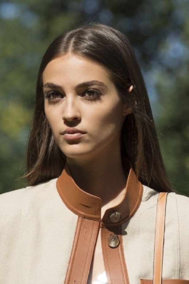 مجموعة دار "توري بورتش" لموسم ربيع وصيف 2018