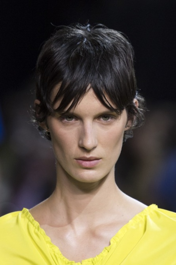 اسبوع الموضة في باريس 2019 أزياء ROCHAS الفاخرة لربيع وصيف 2020