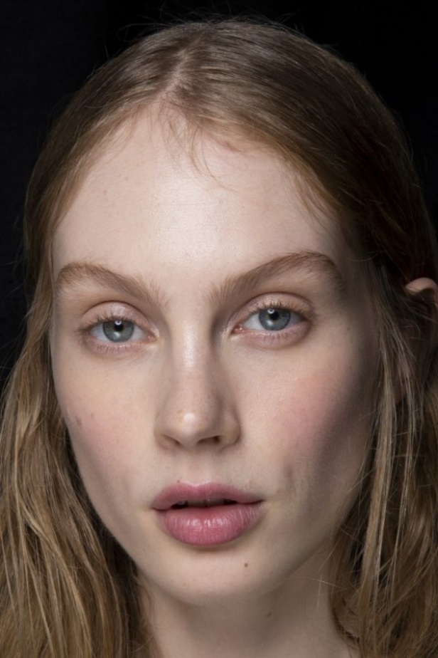 اسبوع الموضة في باريس 2019 أزياء ROCHAS الفاخرة لربيع وصيف 2020