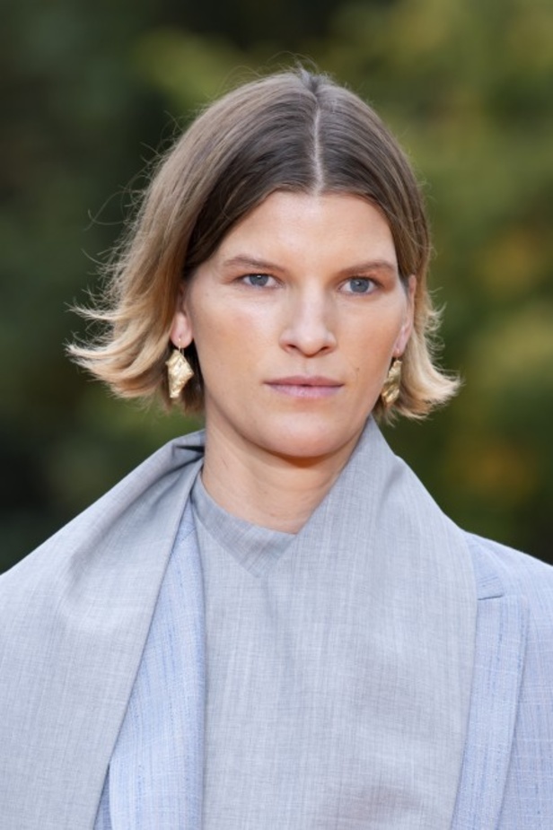 اسبوع الموضة في لندن 2019 أزياء ROKSANDA لربيع وصيف 2020