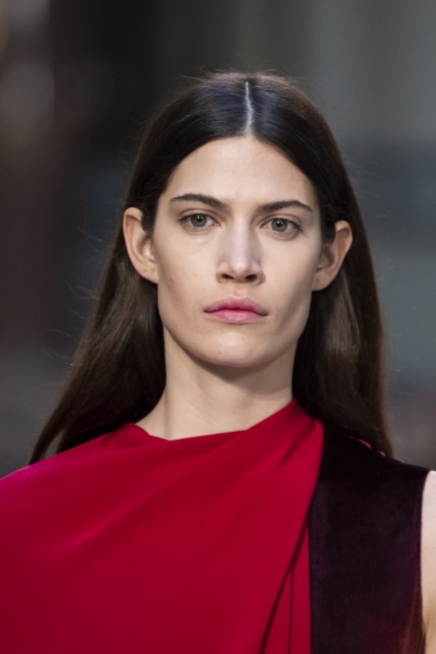 ازياء ROKSANDA لخريف وشتاء 2020-2021 خلال اسبوع الموضة في لندن   