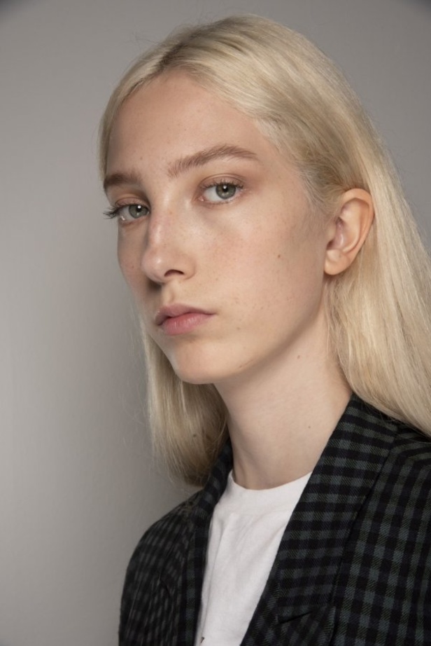 اسبوع الموضة في لندن 2019 أزياء ROKSANDA لربيع وصيف 2020