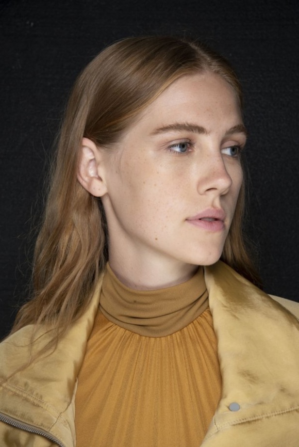 اسبوع الموضة في لندن 2019 أزياء ROKSANDA لربيع وصيف 2020