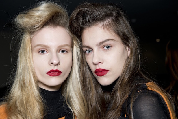 Roksanda Llincic......قوّة بالألوان واحتشام بأناقة 