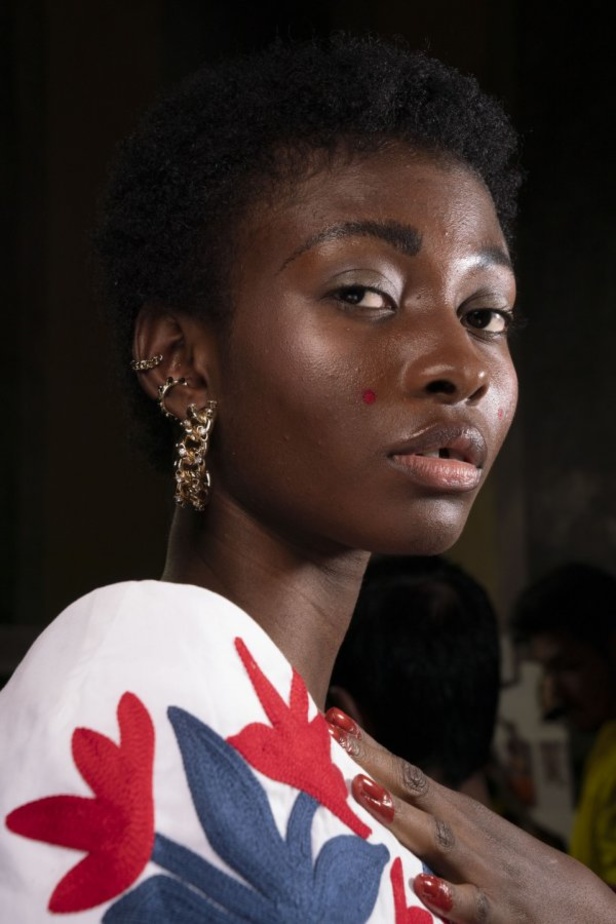 اسبوع الموضة في ميلان 2019 أزياء  STELLA JEAN الجاهزة لربيع وصيف 2020