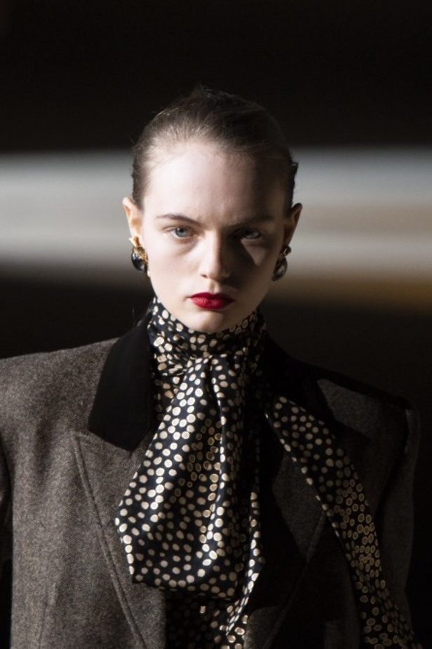 مجموعة سان لوران خريف وشتاء 2020-2021 من باريس