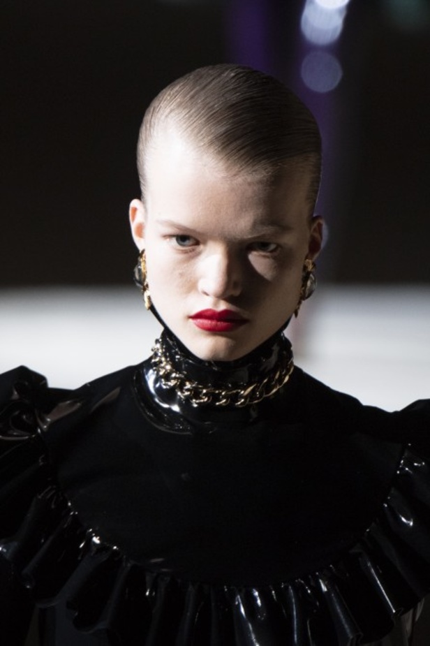 مجموعة سان لوران خريف وشتاء 2020-2021 من باريس