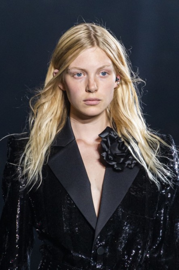 اسبوع الموضة في باريس 2019 مجموعة SAINT LAURENT لربيع وصيف 2020