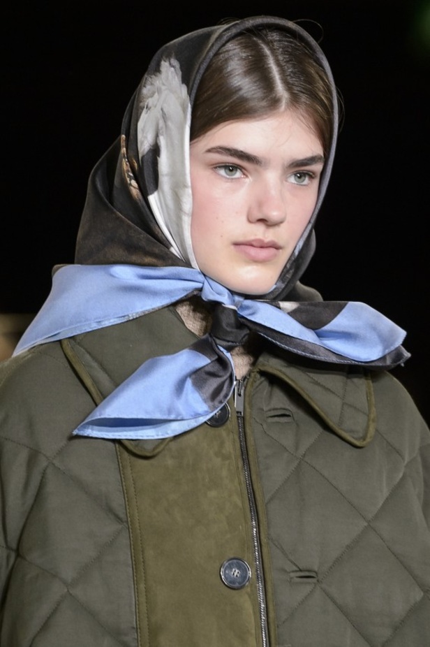 عرض أزياء ستيلا مكارتني لموسم خريف وشتاء 2017