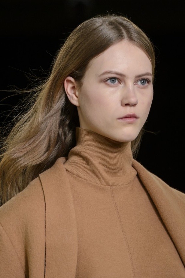 عرض أزياء ستيلا مكارتني لموسم خريف وشتاء 2017