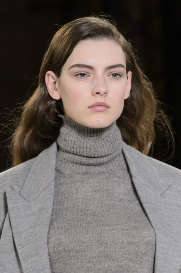 عرض أزياء ستيلا مكارتني لموسم خريف وشتاء 2017