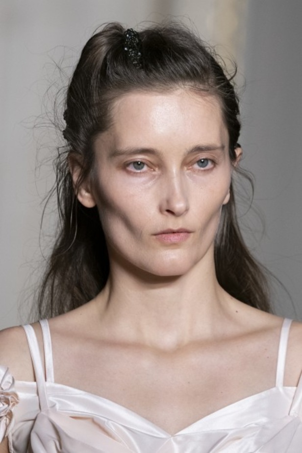 مجموعة  Simone Rocha لخريف 2019