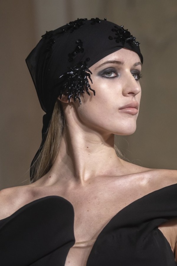 مجموعة ستيفان رولاند للهوت كوتور لموسم ربيع وصيف 2019