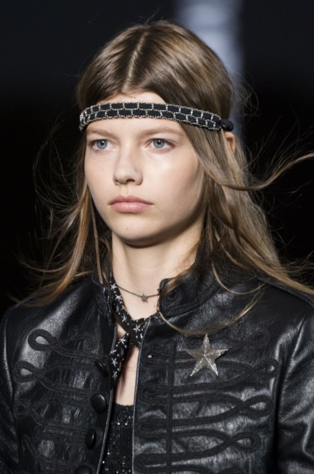 مجموعة Saint Laurent لربيع وصيف 2019