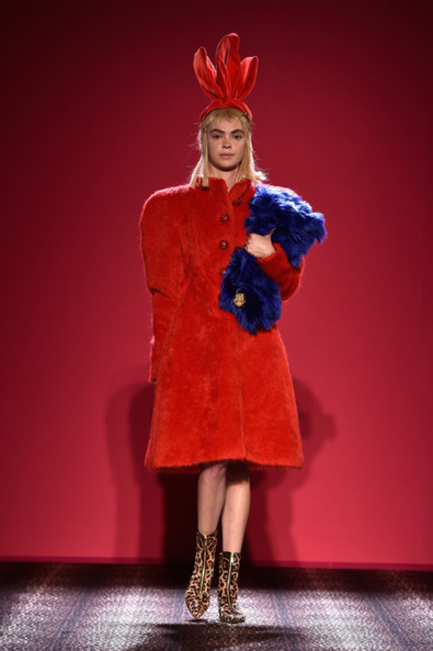  Schiaparelli: إعادة إحياء الجمال الابداعي