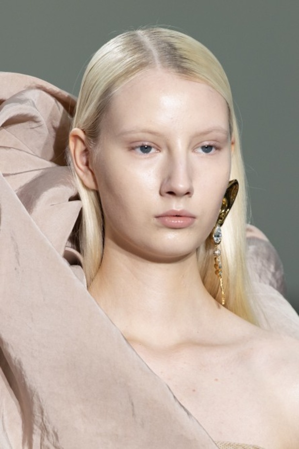 عرض ازياء سكياباريلي haute couture ربيع وصيف 2020 