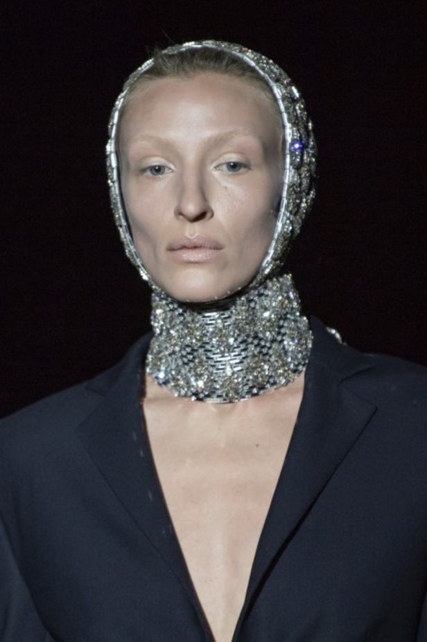 مجموعة Schiaparelli للهوت كوتور لشتاء 2019