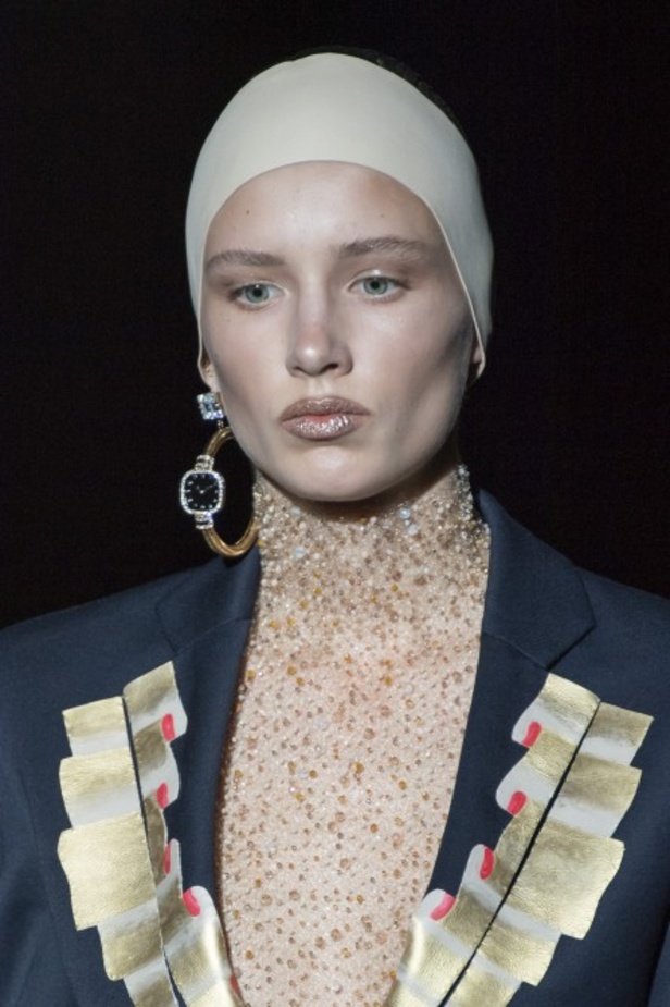 مجموعة Schiaparelli للهوت كوتور لشتاء 2019