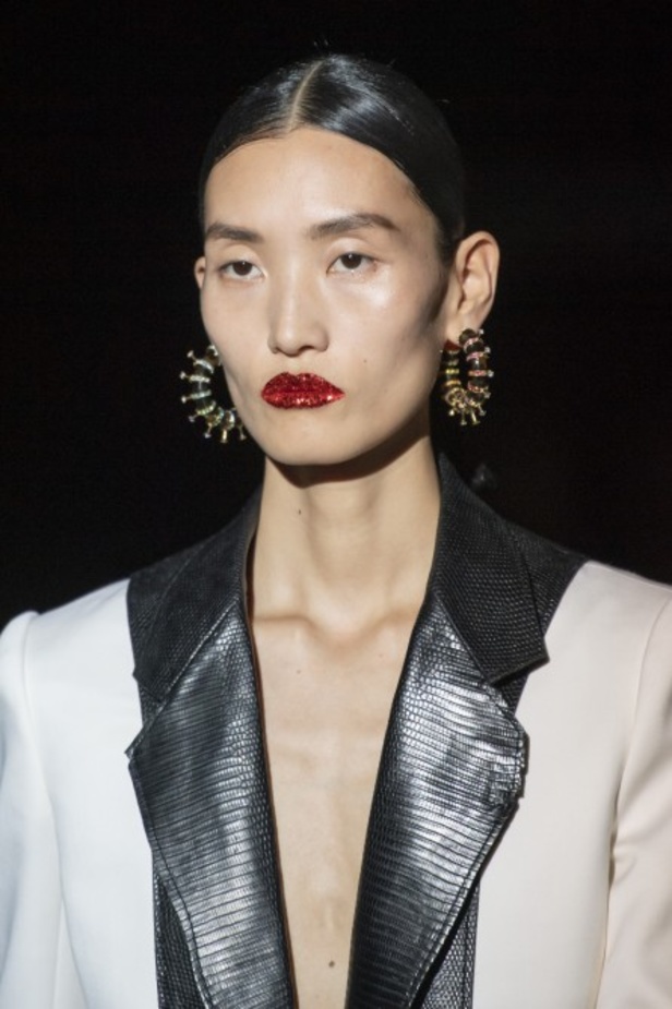 مجموعة Schiaparelli للهوت كوتور لشتاء 2019