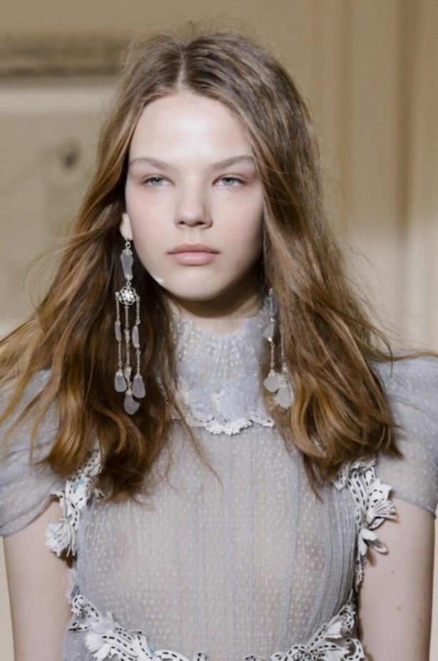 مجموعة "سكيابريلي" للهوت كوتو لموسم ربيع وصيف 2018