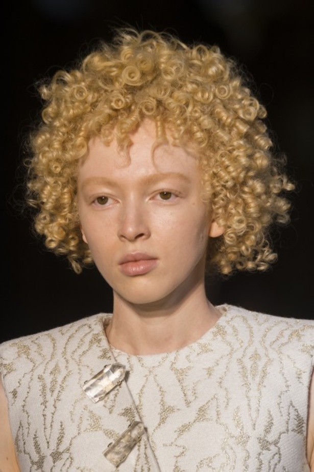 عرض أزياء Schiaparelli لخريف 2018