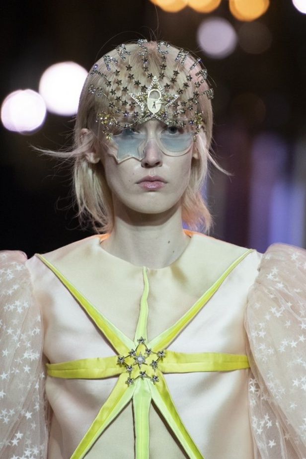 مجموعة سكياباريلي للهوت كوتور لربيع وصيف 2019