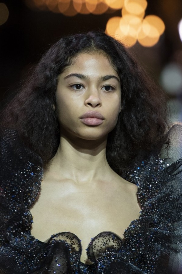 مجموعة سكياباريلي للهوت كوتور لربيع وصيف 2019