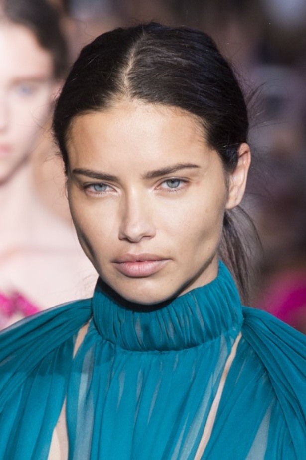 عرض أزياء Schiaparelli لخريف 2018