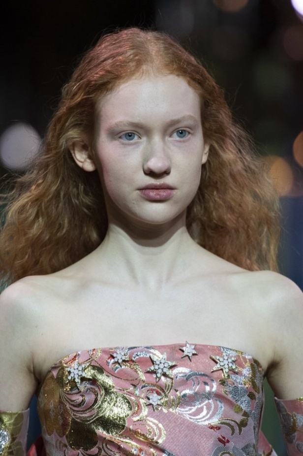 مجموعة سكياباريلي للهوت كوتور لربيع وصيف 2019