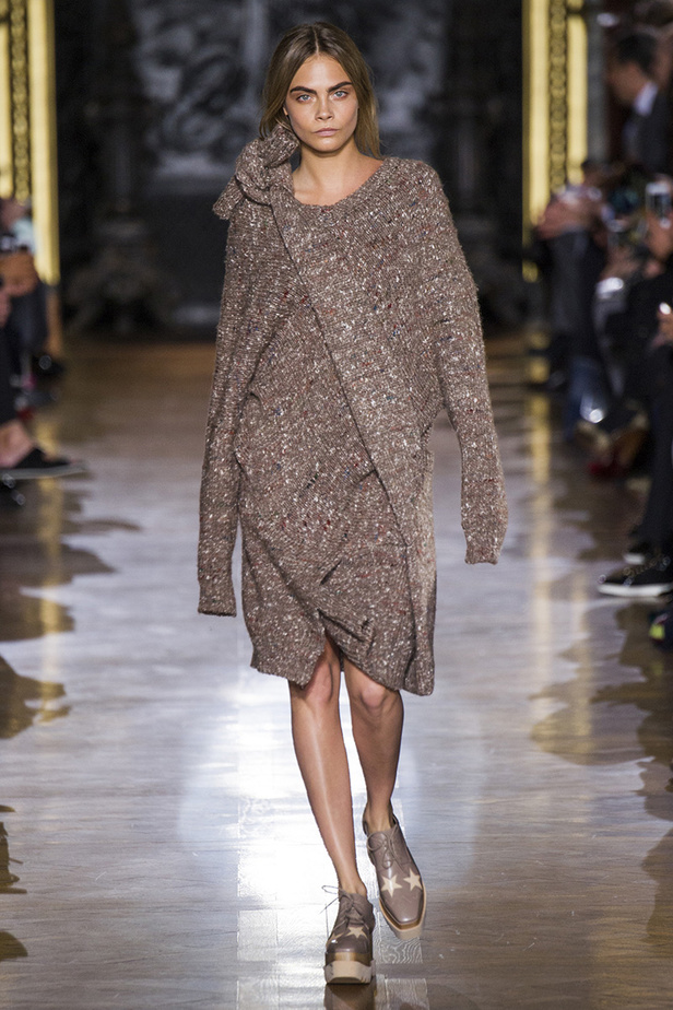 Stella McCartney: تصاميم عملية بلمسات رجالية