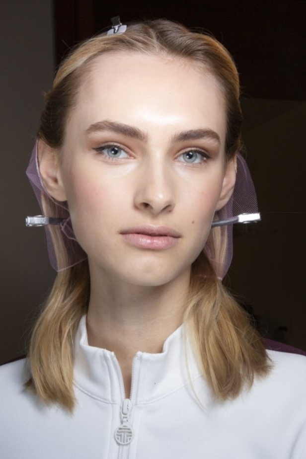 اكسسوارات TORY BURCH الفاخرة من اسبوع الموضة في نيويورك 2020