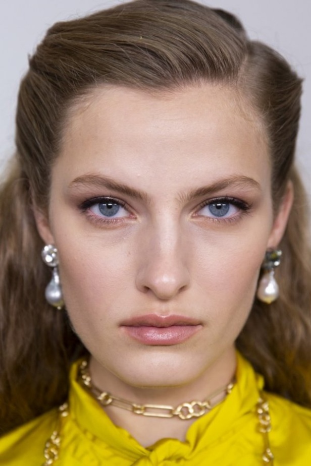 مجموعة توري بورتش لموسم ربيع وصيف 2020