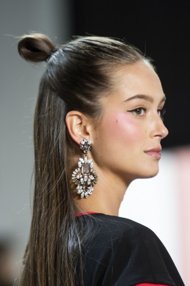  اسبوع الموضة في نيويورك 2019  موديلات فساتين TADASHI SHOJI لربيع وصيف 2020 