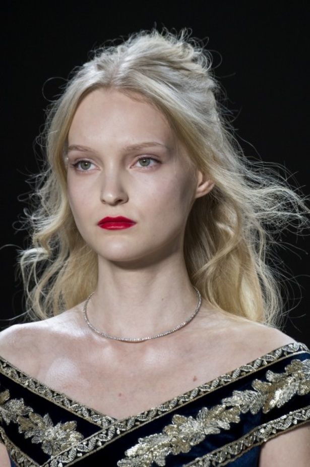 مجموعة Tadashi Shoji للألبسة الجاهزة لخريف 2019