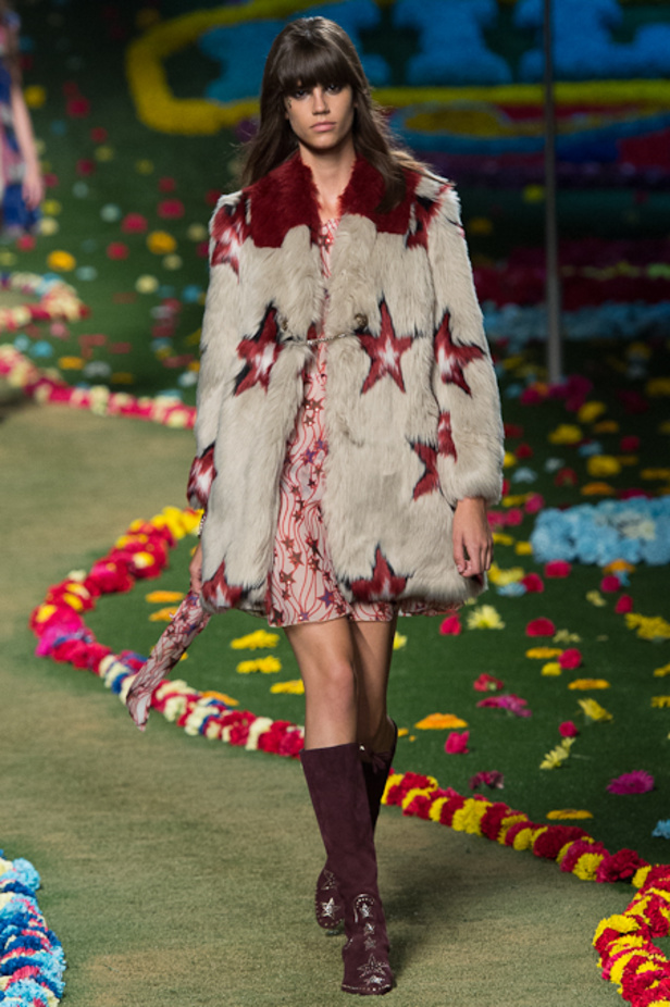 Tommy Hilfiger: كوني نجمة الروك هذا العام