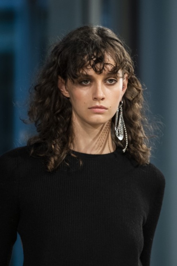 عرض أزياء تيبي لربيع وصيف 2020