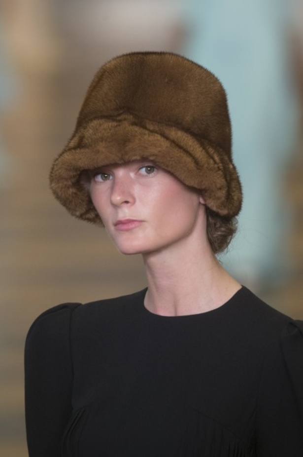 عرض Ulyana Sergeenko لخريف 2018