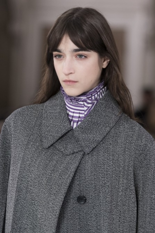 ازياء فكتوريا بيكهام  الفخمة من اسبوع الموضة في لندن 2020