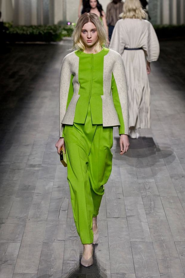 Vionnet: لوحات طبيعية تزهو بالألوان