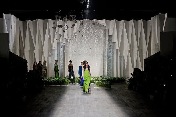 Vionnet: لوحات طبيعية تزهو بالألوان