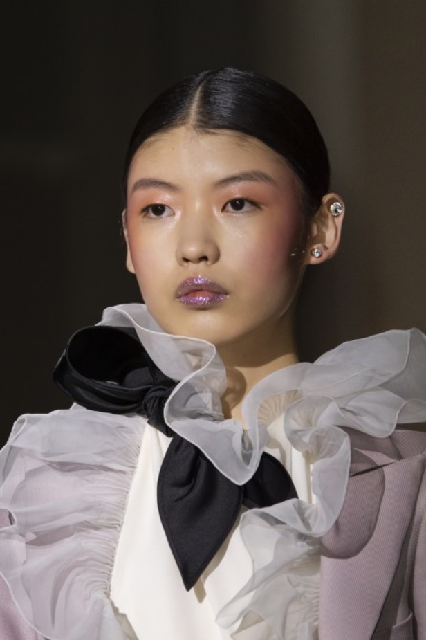 عرض مجموعة  دار Maison Valentino للأزياء الراقية ربيع وصيف 2020