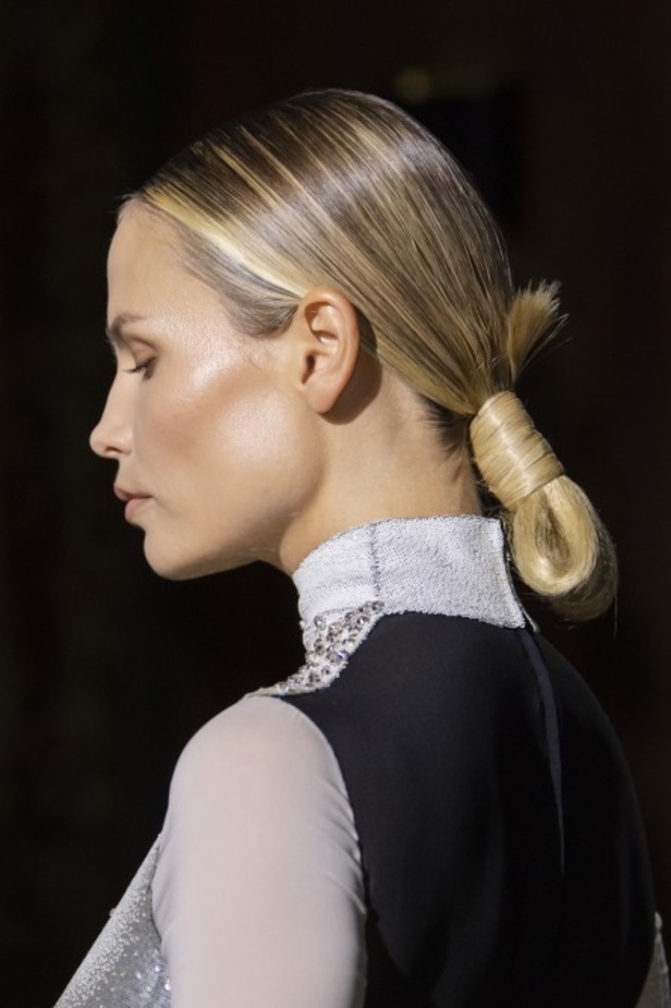 عرض مجموعة  دار Maison Valentino للأزياء الراقية ربيع وصيف 2020